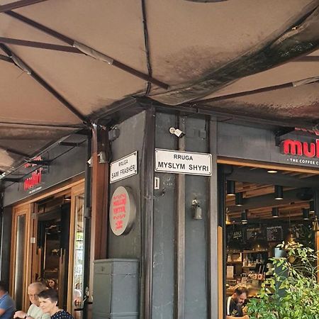 Alle'S M Shyri Studio Apartment Tirana Zewnętrze zdjęcie