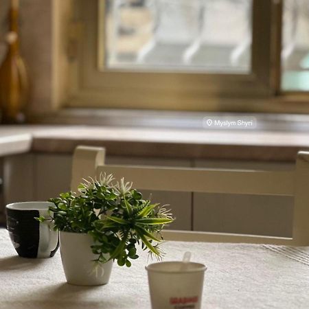Alle'S M Shyri Studio Apartment Tirana Zewnętrze zdjęcie