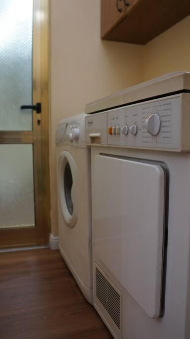 Alle'S M Shyri Studio Apartment Tirana Zewnętrze zdjęcie